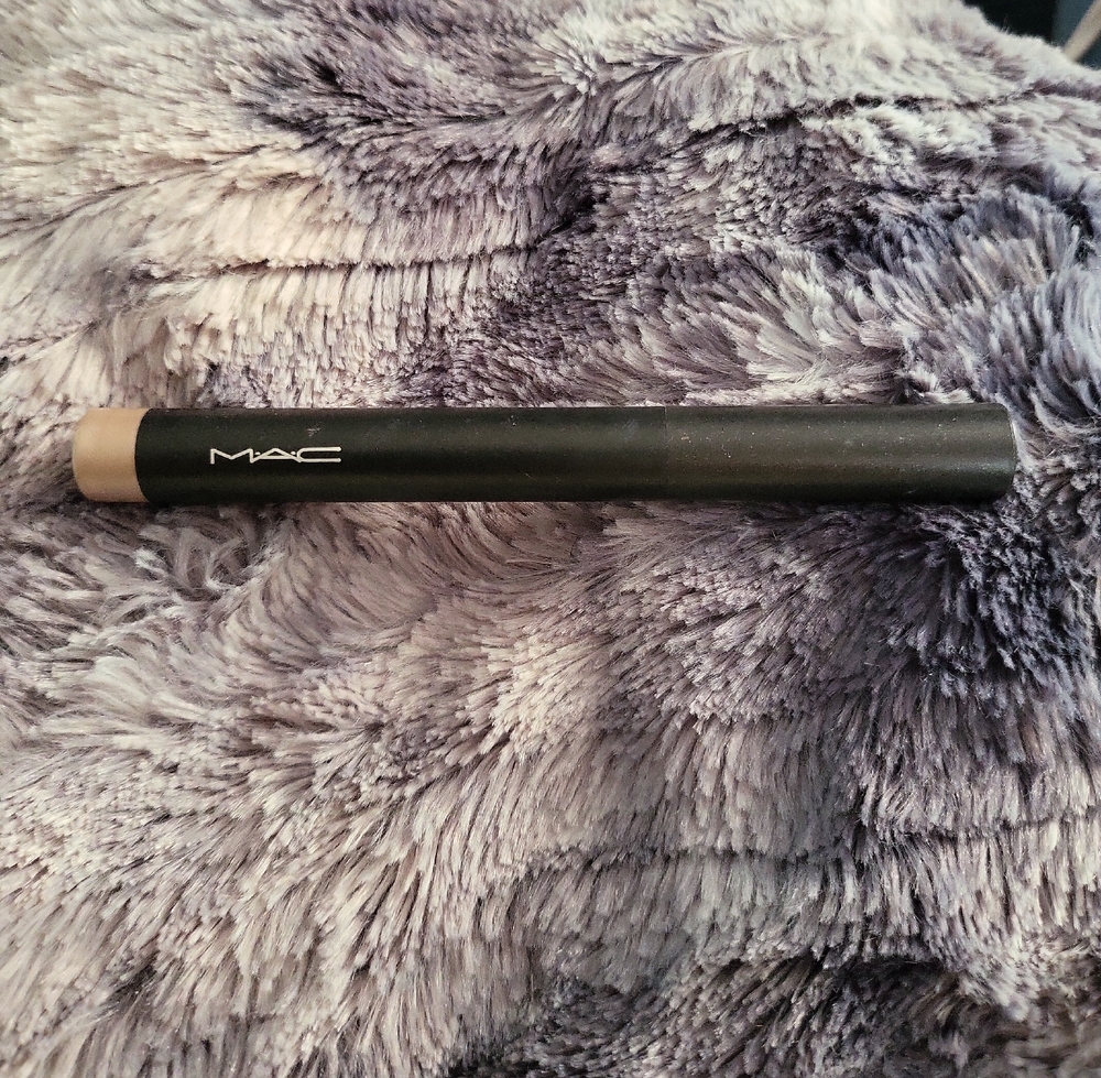 MAC Cosmetics Heirloon Shadstick Eyeshadow